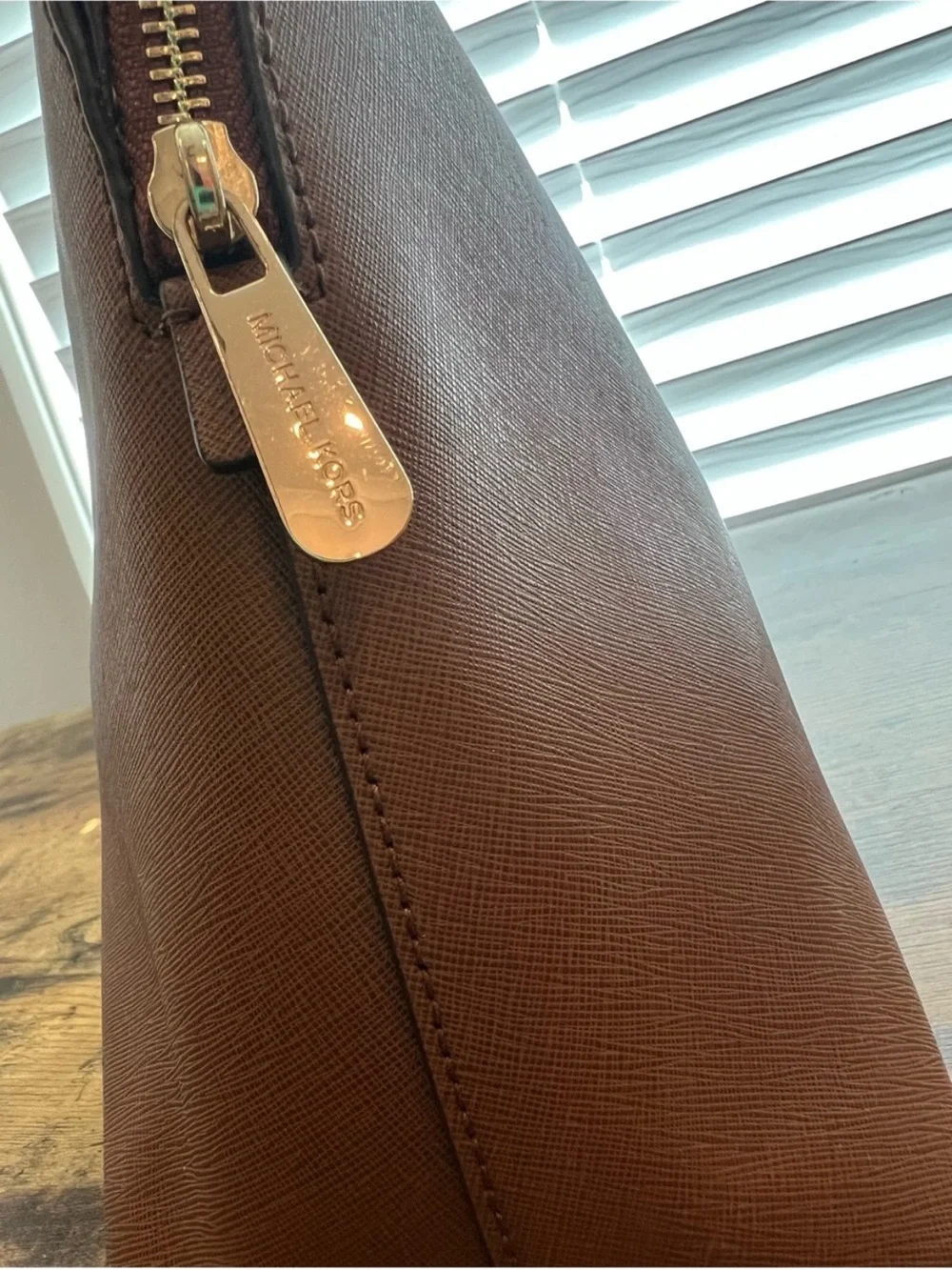Michael Kors Jet Set Travel Large Dome Satchel Brown Saffiano Leather NWOT